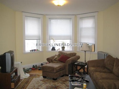 Brookline Apartment for rent 2 Bedrooms 1 Bath  Boston University - $4,100