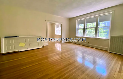 Brookline 2 Beds 1 Bath  Coolidge Corner - $3,200