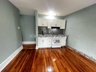 Fenway/kenmore Recently Updated 2 Beds 1 Bath on Park Dr in Boston Boston - $3,725