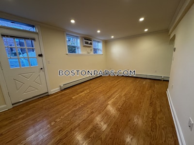 Brookline 1 Bed 1 Bath BROOKLINE- COOLIDGE CORNER $2,975  Coolidge Corner - $2,975 No Fee