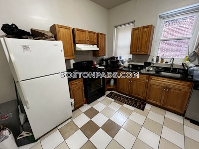 Mission Hill 3 Beds 1 Bath Boston - $4,100