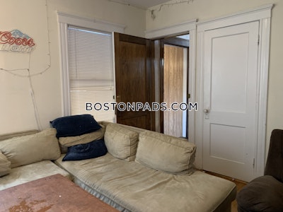 Somerville 4 Bed 1 Bath SOMERVILLE  Tufts - $4,800