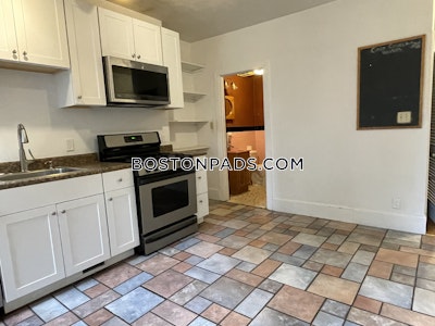 Mission Hill 5 Beds 2.5 Baths Boston - $8,900