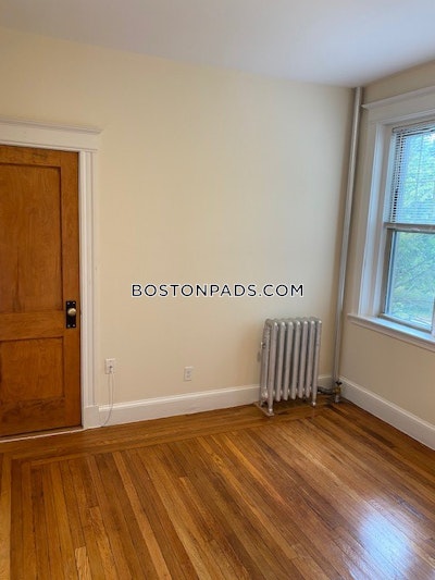 Fenway/kenmore 1 Bed 1 Bath BOSTON Boston - $2,500 50% Fee