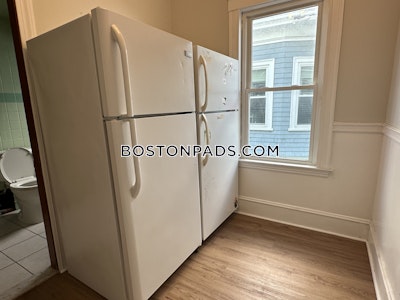 Somerville 6 Beds 2 Baths  Tufts - $6,000 50% Fee