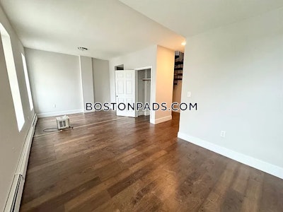 Roxbury 2 Beds 1 Bath Boston - $3,400