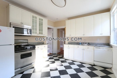 Mission Hill Stunning 4 Bed 1 Bath on Parker Hill Ter in BOSTON Boston - $6,300