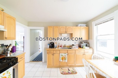 Dorchester 3 Beds 2 Baths on Sudan St in Boston Boston - $3,400