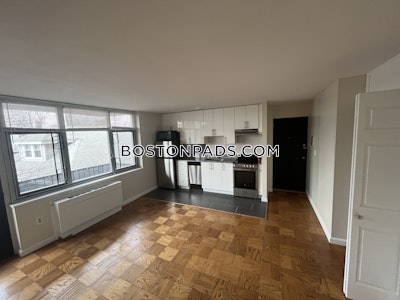 Belmont 1 Bed 1 Bath BELMONT $2,250 - $2,250