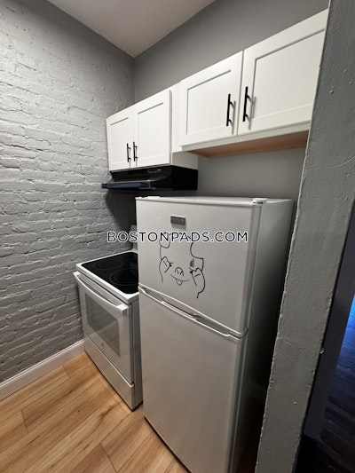 Mission Hill 2 Beds 1 Bath Boston - $3,145