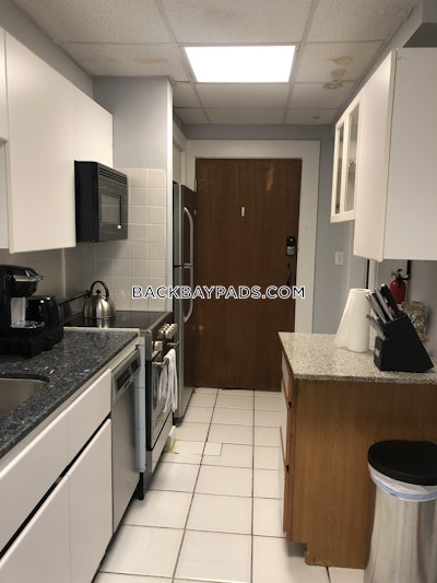 Back Bay 1 Bed 1 Bath Boston - $3,300