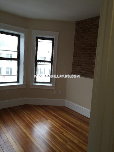 Mission Hill 4 Bed 2 Bath BOSTON Boston - $5,495