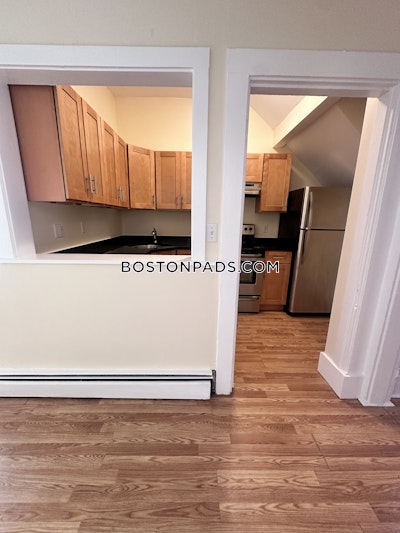 Framingham Apartment for rent 1 Bedroom 1 Bath - $2,000 No Fee