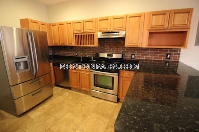 Fort Hill Apartment for rent 3 Bedrooms 2 Baths Boston - $4,650