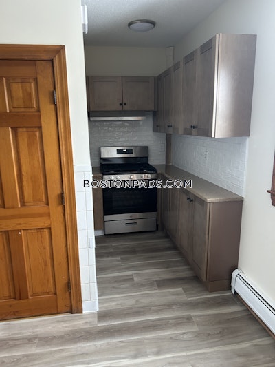 Roslindale Apartment for rent 3 Bedrooms 1 Bath Boston - $3,200