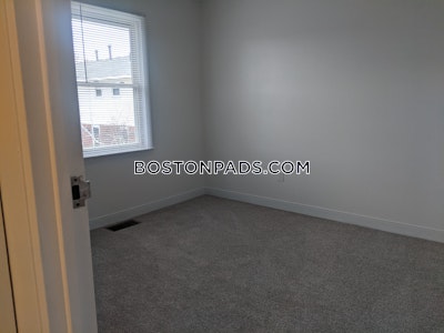 Roslindale Apartment for rent 3 Bedrooms 1 Bath Boston - $3,251