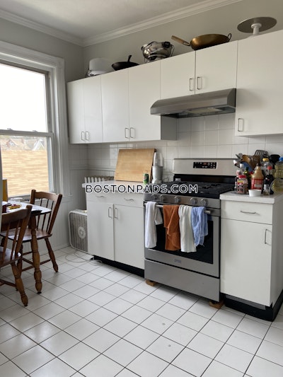 Somerville Apartment for rent 3 Bedrooms 1 Bath  West Somerville/ Teele Square - $4,400