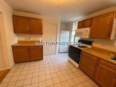 Cambridge Apartment for rent 3 Bedrooms 1 Bath  Porter Square - $3,300