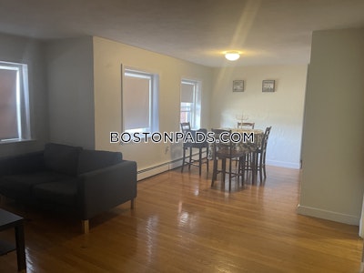 Brookline 2 Beds 1 Bath  Beaconsfield - $3,175 No Fee