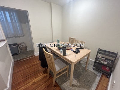 Brookline Apartment for rent 3 Bedrooms 1 Bath  Boston University - $4,750